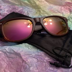 Shady Rays Classic Timber Rose Gold Mirror lenses, Brand new never worn